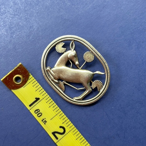 Georg Jensen kneeling deer pin - Picture 6 of 6